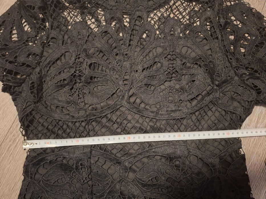 Дамска дантерена рокля