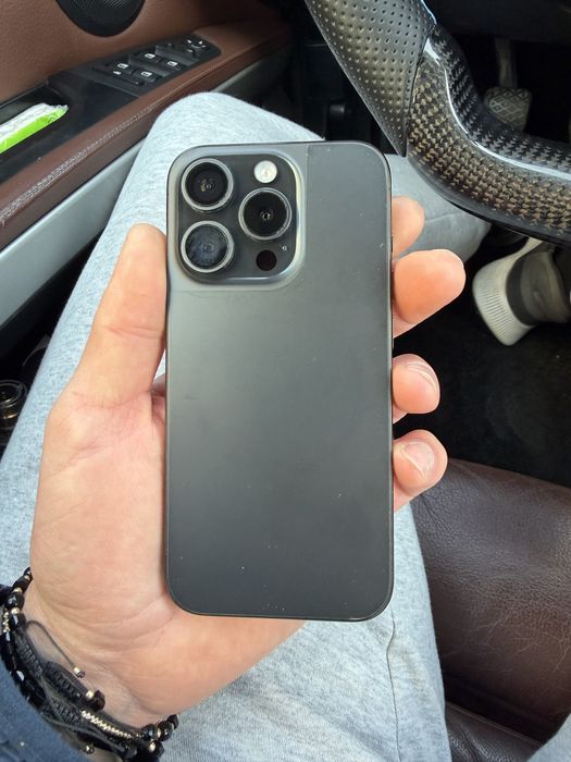 Iphone 15 pro impecabil