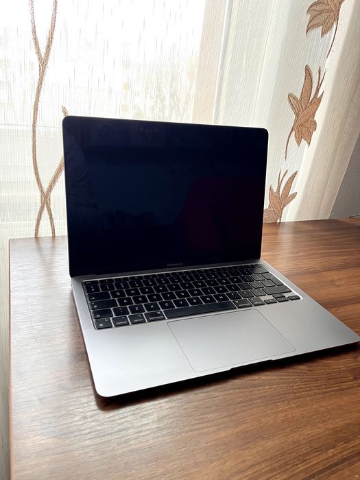 Macbook Air M1 8gb 256GB SSD
