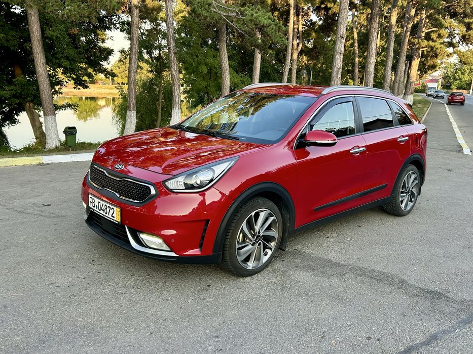 Kia Niro Hibrid 2017 cutie automata Full piele ventilata ACC 117800 km