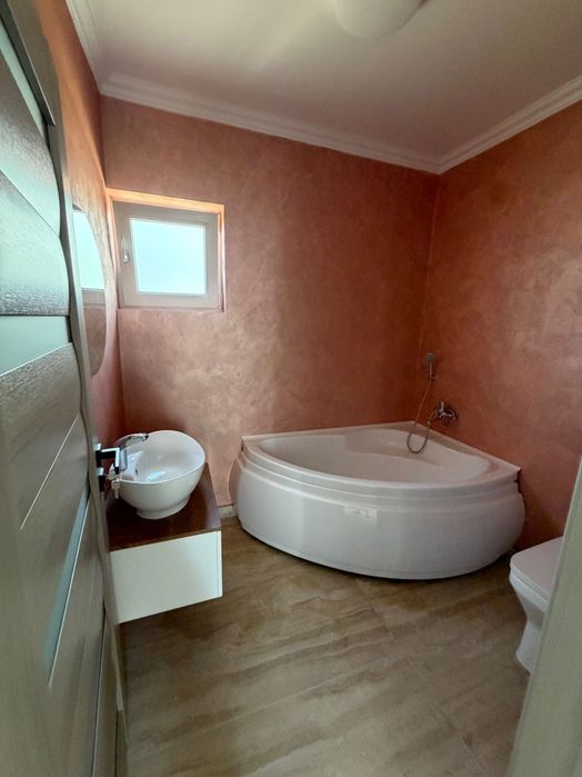 Casa noua de vanzare tip duplex in oras comunitate privata