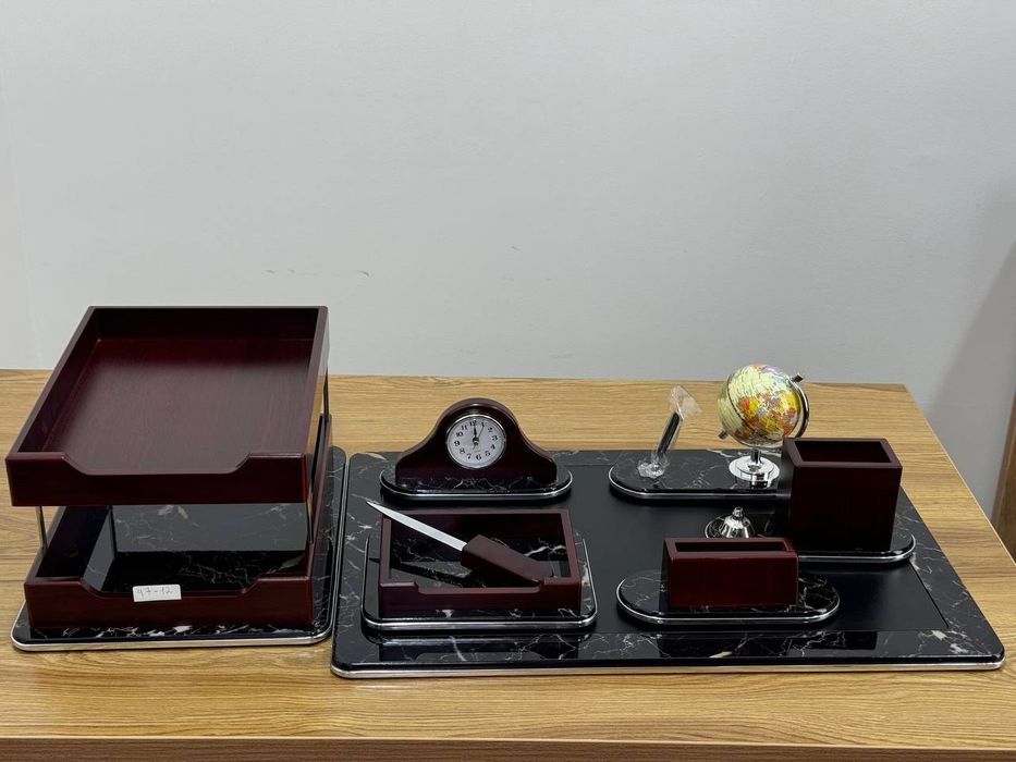 Офисный, стольный набор руководителя