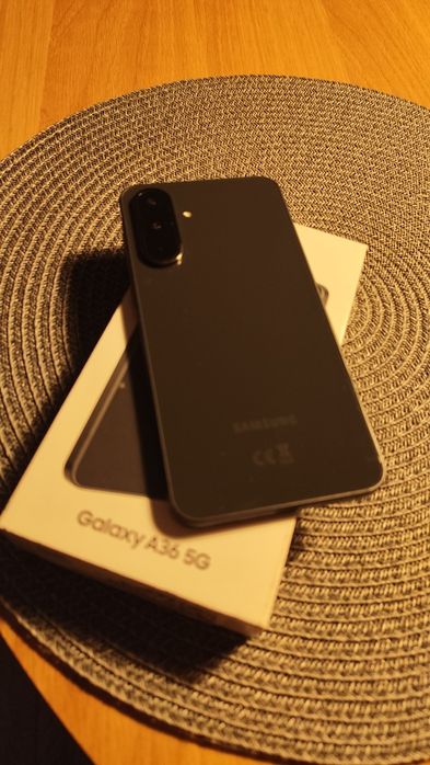 Vând Samsung A36 5G 256 GB
