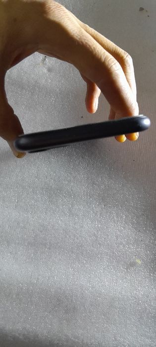 Iphone 11 pamit128 yomkost 84 kar/dak bor