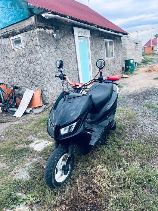 Продам мопед м8 .