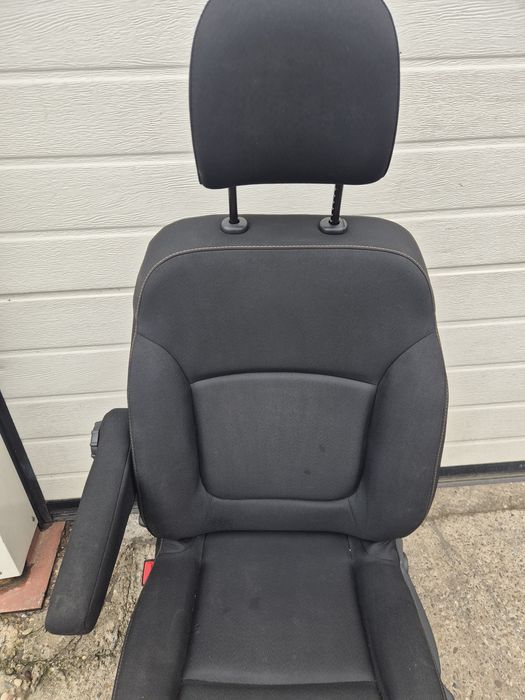 Scaun sofer cotiera Renault Trafic,Opel Vivaro,Fiat Talento 2015-2020.