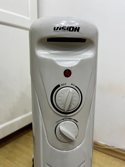 Calorifer electric cu ulei Vision Touch VTCU-11A - 2500 W, 11 elementi