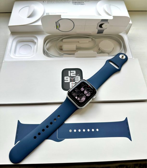 Iwatch se silver