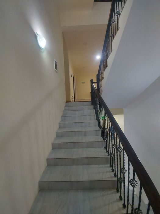 Аренда гостиницы Центр 17 номеров Г.Россия