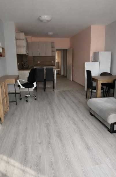 Дава се под наем Двустаен апартамент в София, Хиподрума - 89 кв.м за 726.75 € - Снимка #1