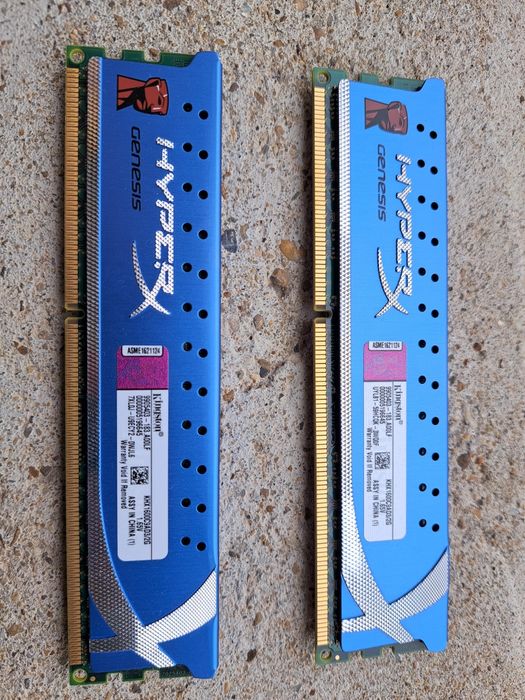 Рам памет Kingston DDR 3 Два комплекта по две плочки рам.