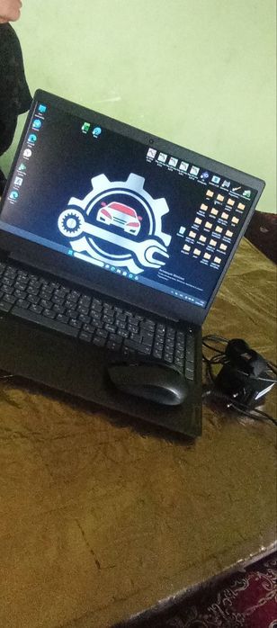 Noutbuk Lenova corei 3