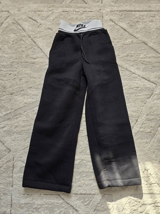 Продам новые тёплые брюки на девочку