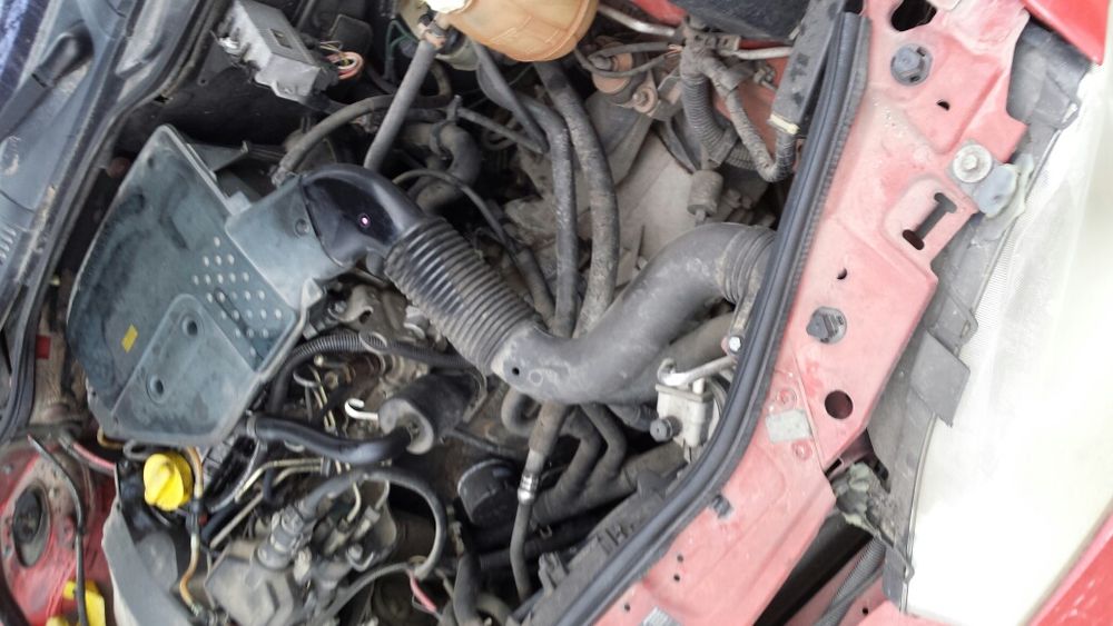 продавам на части рено меган 1.9д