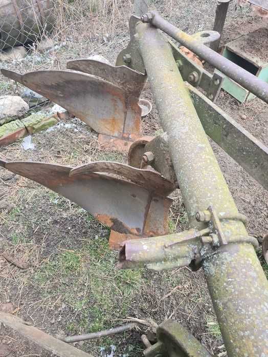 Plug pentru tractor U650  stare buna