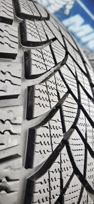 4 anvelope 235 55 18 goodyear  de iarna