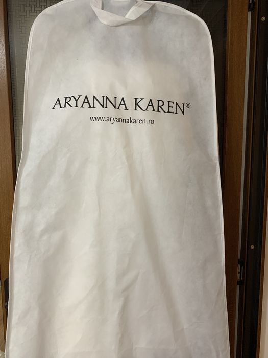 Rochie mireasa scurta marimea 36 Aryanna Karen