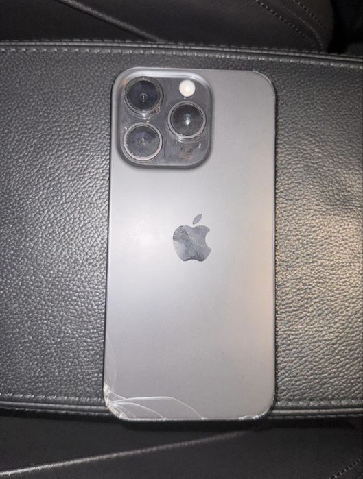 Vand Telefon iPhone 15 Pro