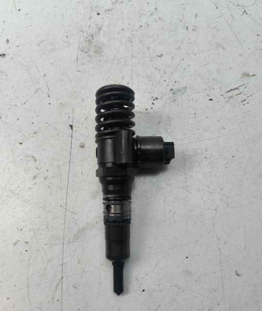 Injector motorina 0414720404 Seat Toledo a 3-a generatie - 5P
