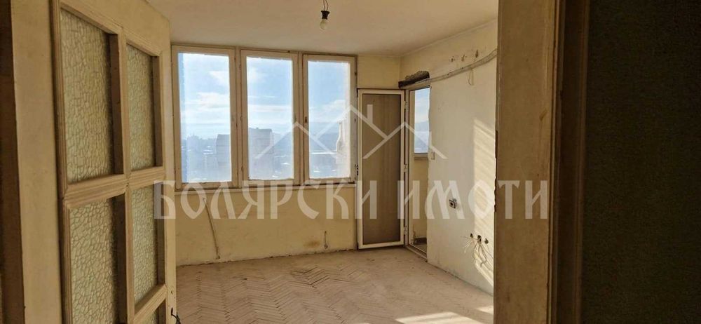 Продава се Тристаен апартамент в Велико Търново, Колю Фичето - 81 кв.м за 1407 €/кв.м - Снимка #2
