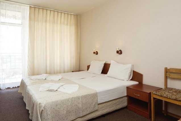 Продава се Хотел в к.к. Слънчев бряг - 6070 кв.м за 742 €/кв.м - Снимка #10