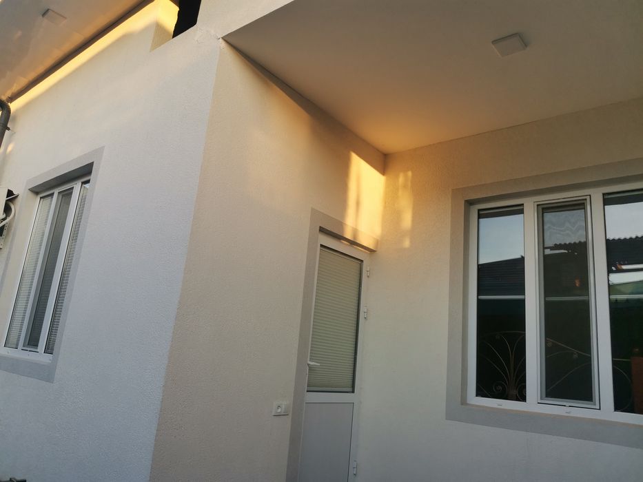 Обустроенный коттедж от собственника. Жихозланган участкамни сотаман.