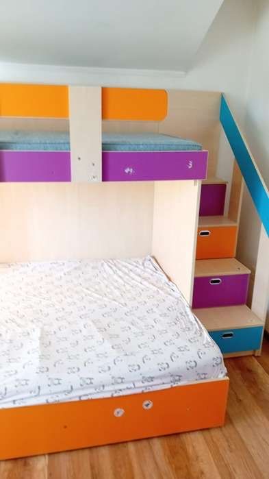 Inchiriez apartament