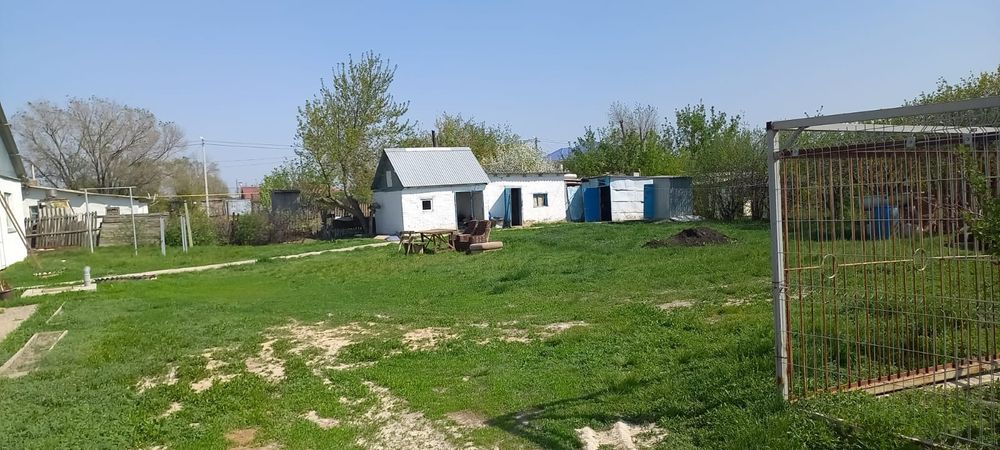 Продается дом! По улица Луговой