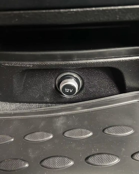 12V Алуминиево капаче за запалката Audi A3 A4 A5 A6 A7 A8 Q3 Q5 Q7