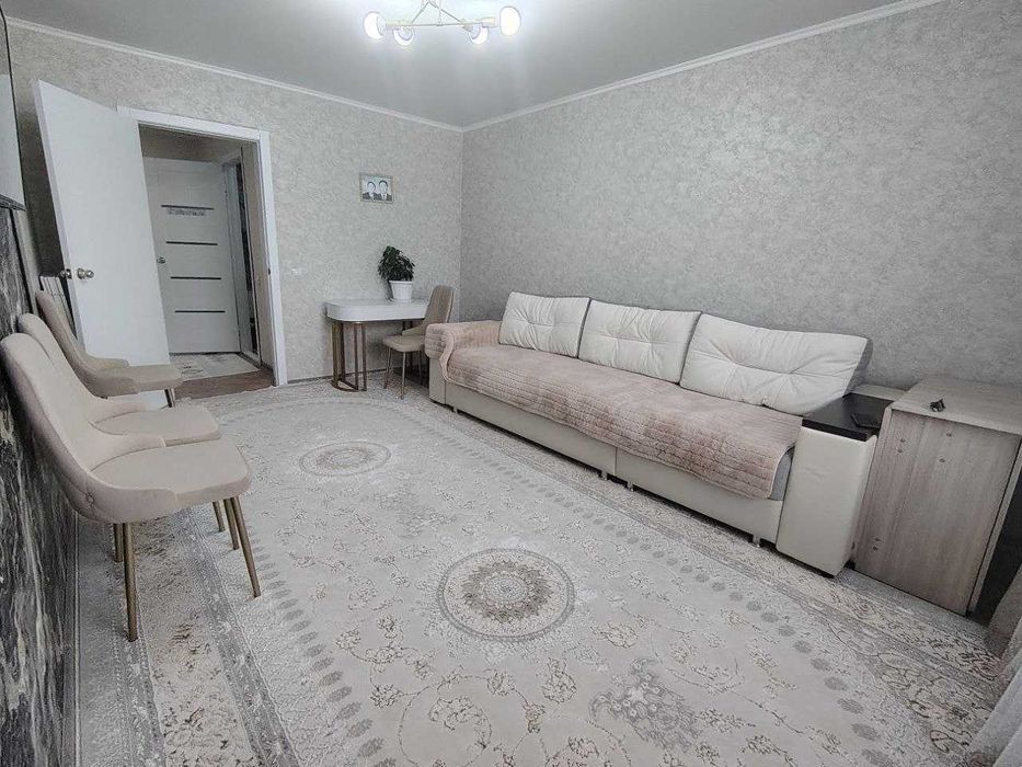 2 комнатная в мкр. Аэропорт