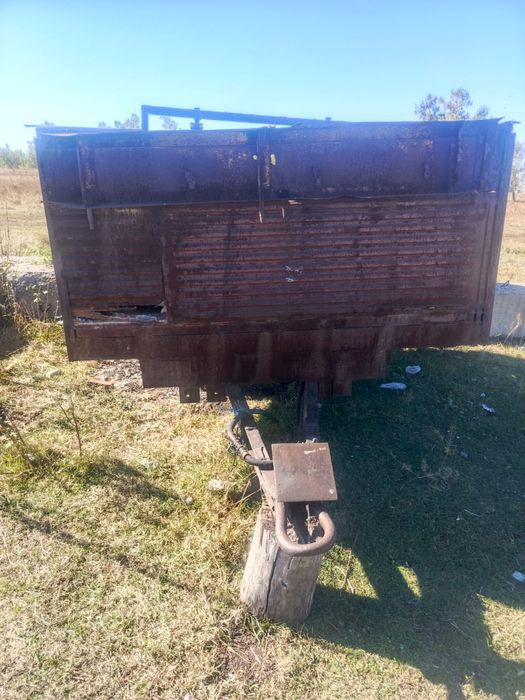 Продам трактор с прицепом