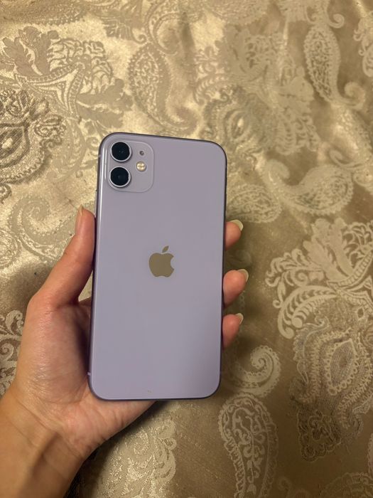 продам 11 phone лиловый