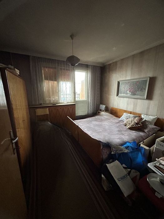 Многостаен апартамент в ж.к. Гео Милев! Отлична локация!