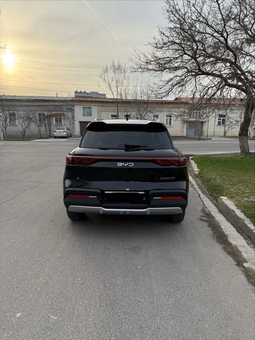 BYD Yuan Up srochno sotiladi ofitcial garantiyalik