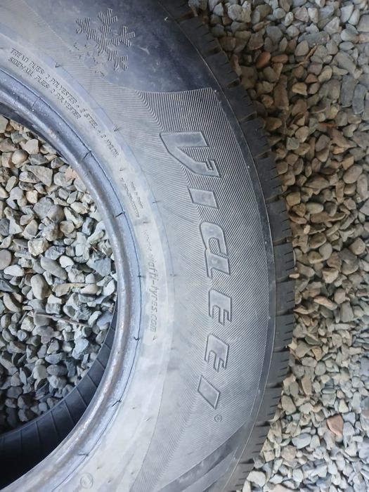 Продам 225/70R15C. 4шт