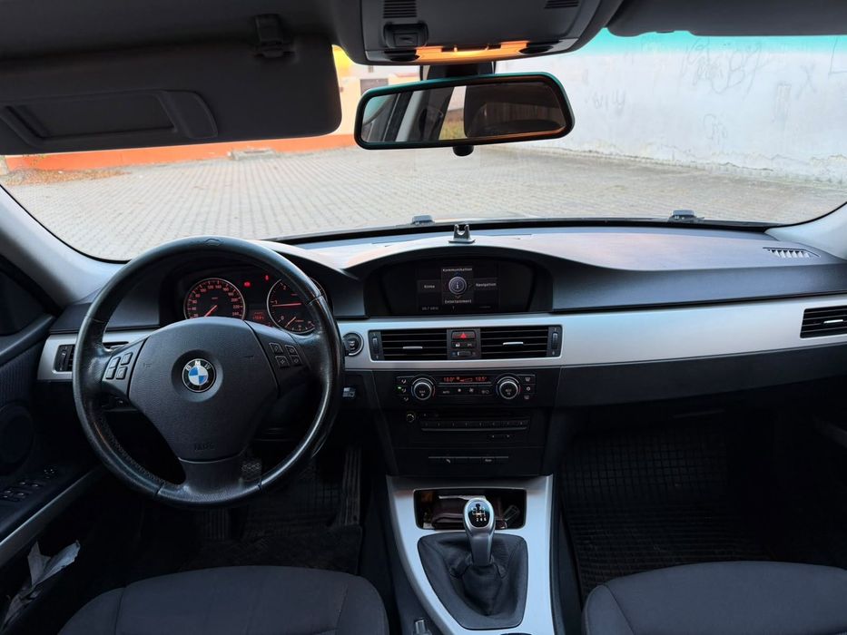 BMW Seria 3 2009 — imagine 2