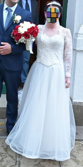 Булченска рокля бяла