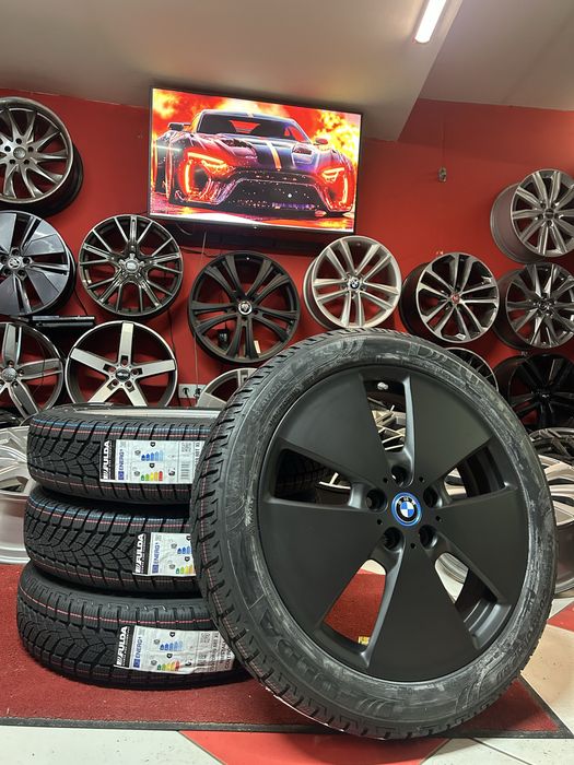 19 цола джанти с нови зимни гуми 155/70/19 за BMW I3