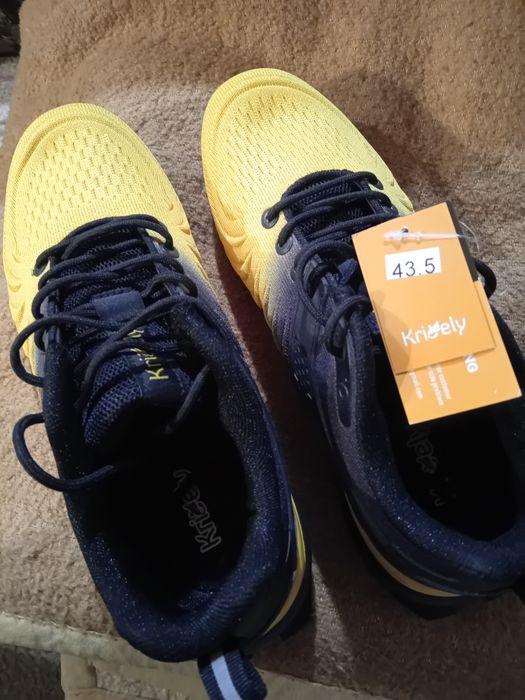 Продавам маратонки,чисто нови,мъжки