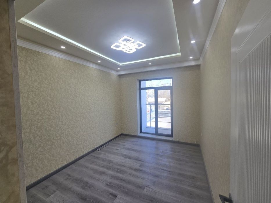 Продается дом  2 этажа + подвал 6 ком 160м2 зем 2 сот