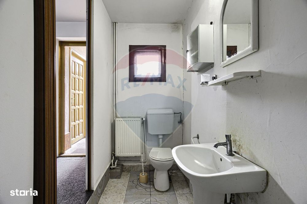 Cladire 10 camere de vânzare zona Intim/ Preluare chiriaș