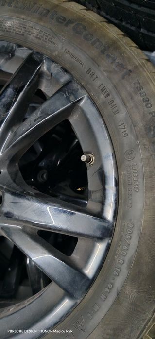 Set 4 jante originale BMW si cauciucuri iarna 205/60 R16