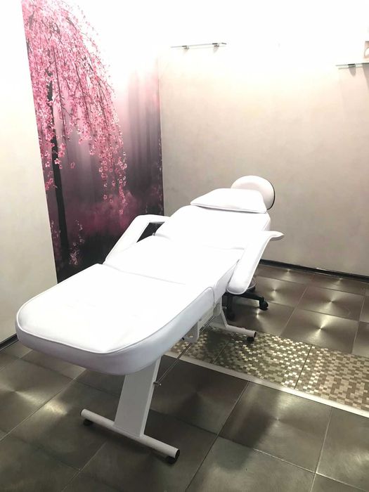 Фиксирана кушетка Basic 202 - сива/бяла/черна 180 x 60/80 x 75 см