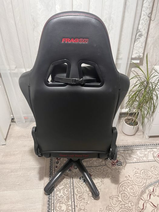 Игровое кресло glhf