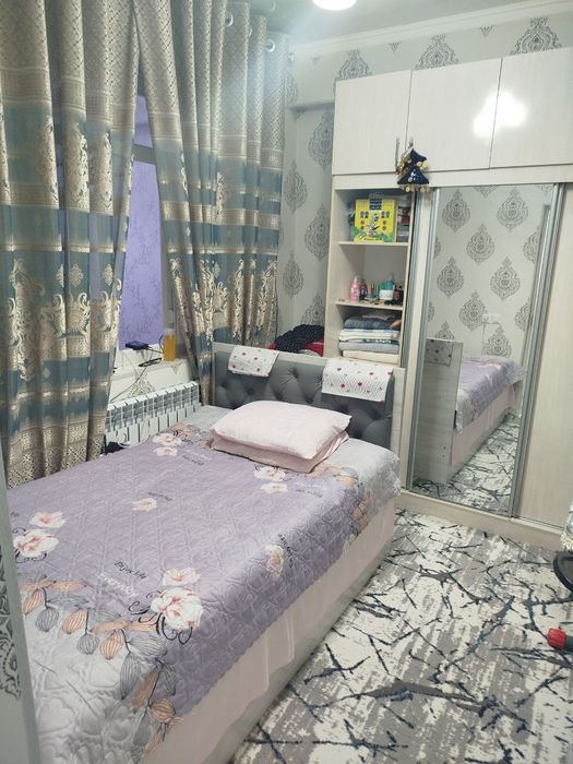 Kvartira sotiladi 1 xona 2 xona qilingan