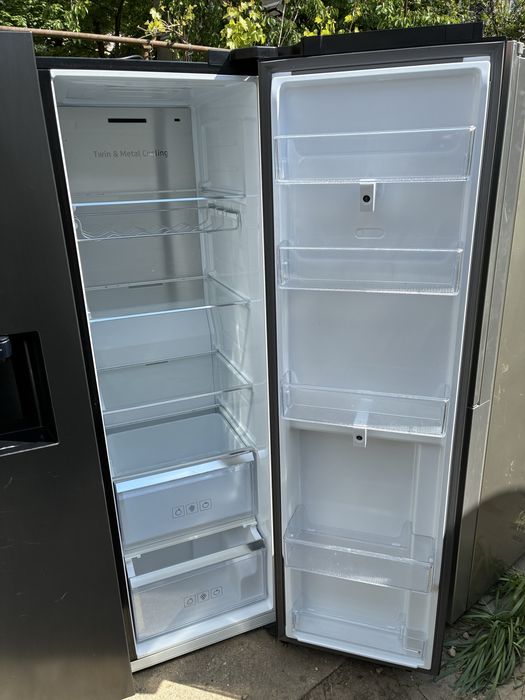Frigider Samsung Family Hub