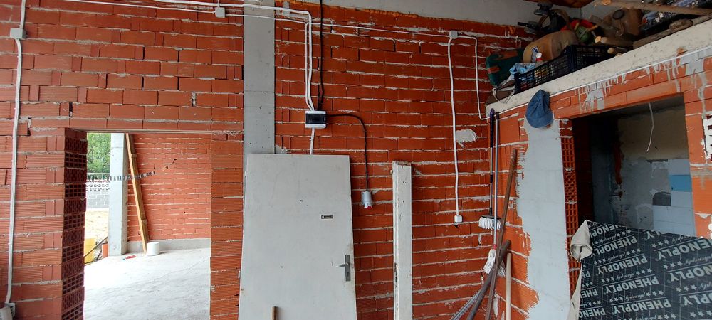 Дава се под наем Гараж / Паркомясто в Бургас, Ветрен - 400 кв.м за 382.5 € - Снимка #6