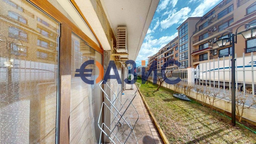 Продава се Едностаен апартамент в к.к. Слънчев бряг - 34 кв.м за 1035 €/кв.м - Снимка #9