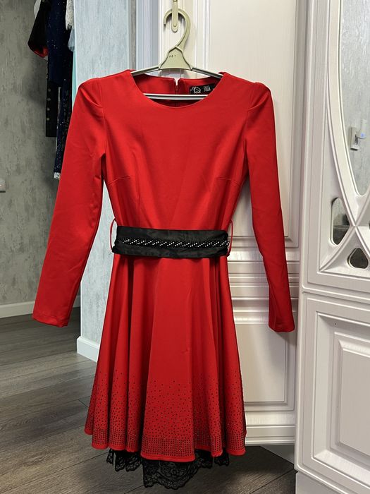 Продам платье