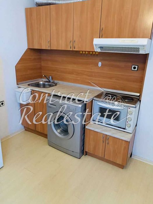 Дава се под наем Двустаен апартамент в Варна, ЖП Гара - 58 кв.м за 306 € - Снимка #1